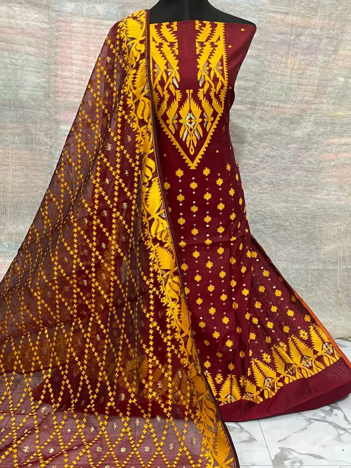 এক্সক্লুসিভ প্রিমিয়াম জামদানী থ্রি পিস